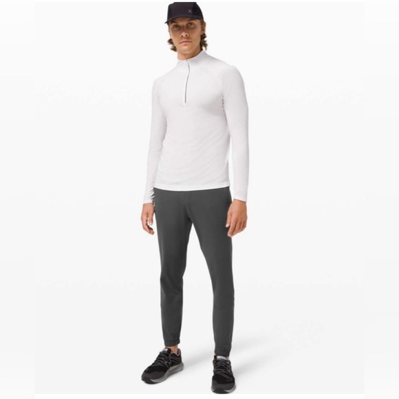 Lululemon Men's Surge Jogger Color GraphiteGrey Size XS